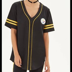 Pittsburgh Steelers NFL button-up
